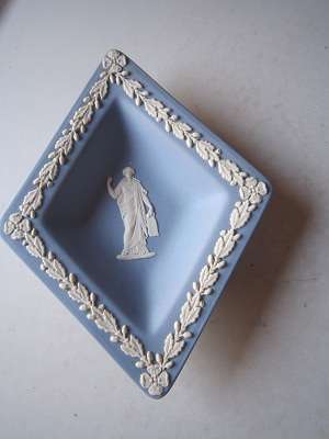 DIAMOND SHAPED WEDGEWOOD TRINKET DISH  ITEM NO 94