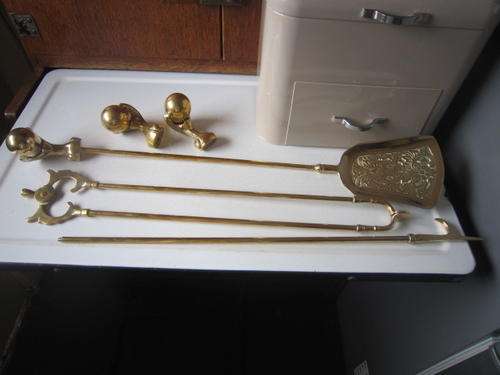 SET OF 3 ANTIQUE SOLID BRASS FIRESIDE TOOLS  ITEM NO 826 B