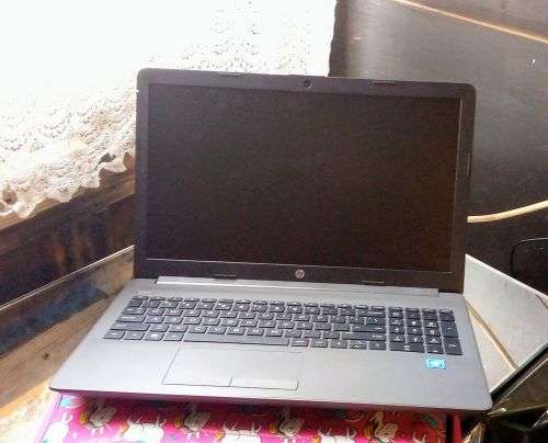 *NEW* HP 250 G7 15.6`