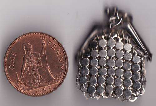 Victorian Style Mesh Purse Could Date Back to the 1800's or 1900's