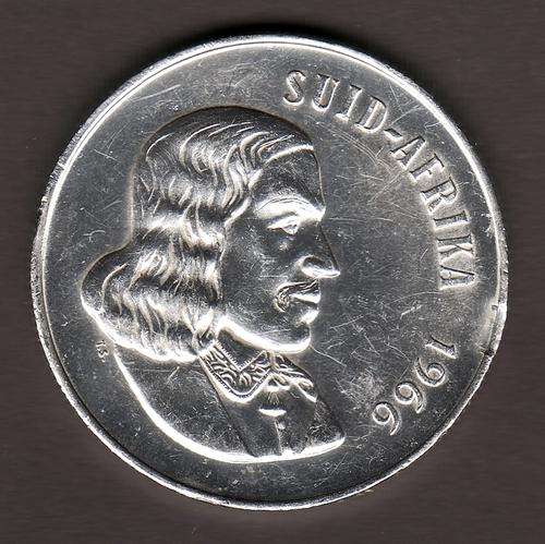 Nice 1966 Suid Afrika 1 Rand Brilliant possibly Proof .80 Silver