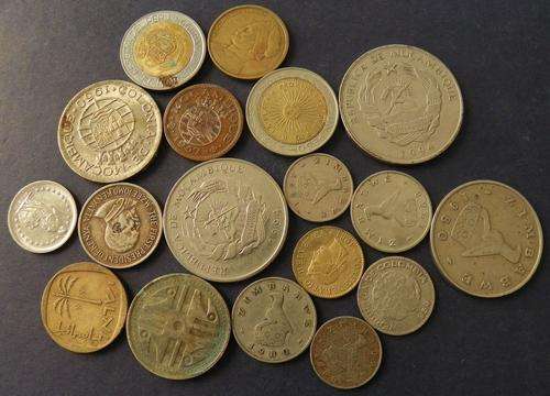 18 Mixed World Coins