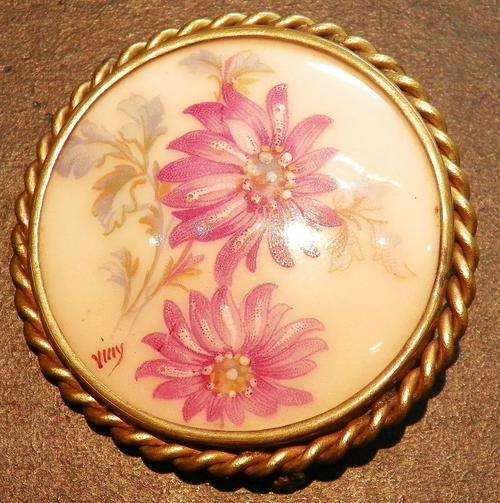 Beautiful Hand Painted Antique Viny Limoges Porcelain Floral Brooch 50mm Diameter