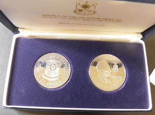 Republic of the Phillippines 1978 2 Coin  Proof Set Minted at The Franklin Mint USA