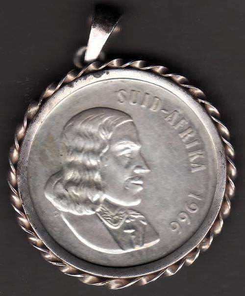 Nice RSA 1966 Suid Afrika 1 Rand Pendant. 80% Silver. 19.6 Grams