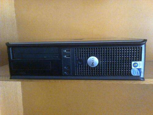 DELL OPTIPLEX 330 DESKTOP COMPUTER - 2 GIG DDR2 - E8400 CORE2DUO 3 GHZ - 160 GIG HDD!