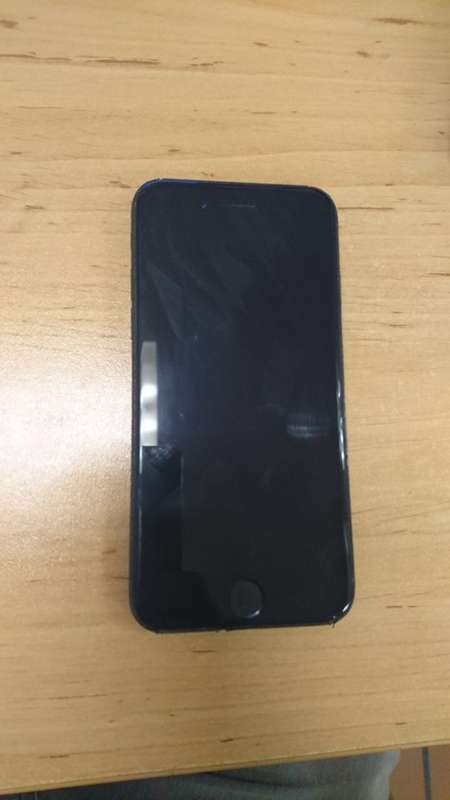 Iphone 7 - 128gb *FREE Shipping