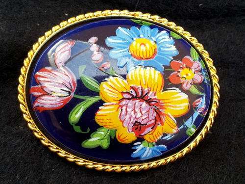 BEAUTIFUL BOHEMIAN JABLONCE BIJOUX HAND PAINTED BROOCH