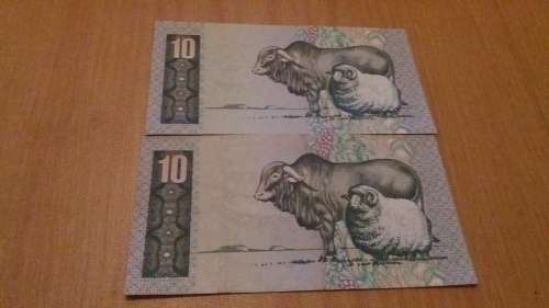 ** 2 Nice CL Stals R10 Notes. Bid Per Note to Take Both **
