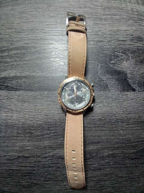 Original Beautiful Tempo Gents Wristwach. Read below
