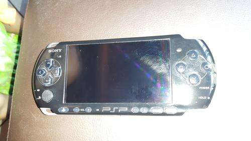 Crazy R1 - Awesome Sony PSP 3004 in VERY, VERY good condition!