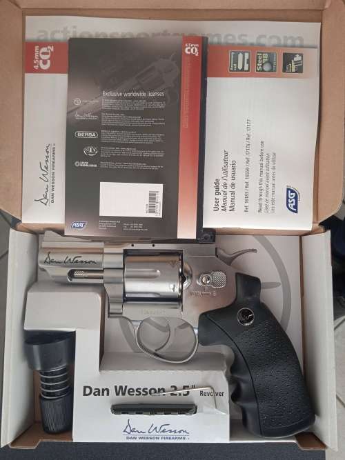 Dan Wesson 2.5`` BB C02 Revolver