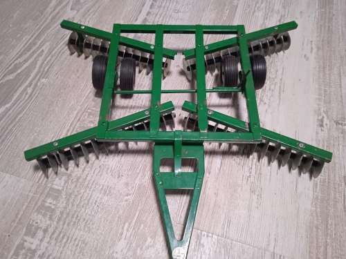 OLTI /STRIKE FARM EQUIPMENT TOYS