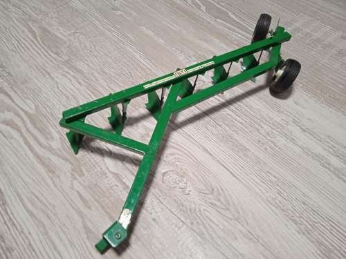 OLTI /STRIKE FARM EQUIPMENT TOYS