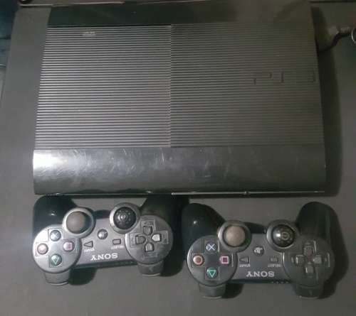 500G PlayStation 3 Slim Console + two Controllers + 3 games