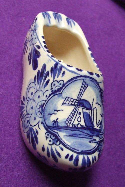 Gorgeous GENUINE Delft Clog  / Shoe