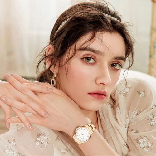 Hannah Martin Elegant Golden Stainless steel Womans Watch
