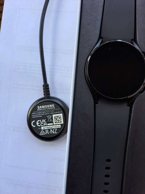 samsung galaxy watch4 BT smartwatch (40mm)-black