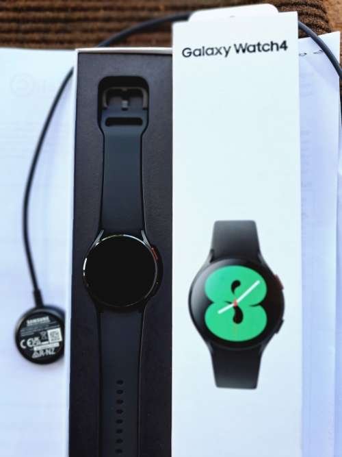 samsung galaxy watch4 BT smartwatch (40mm)-black