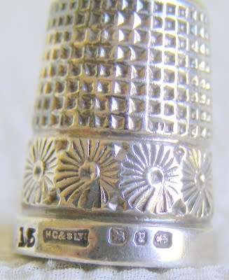 Hallmarked SILVER THIMBLE by Henry Griffith, Birmingham 1898