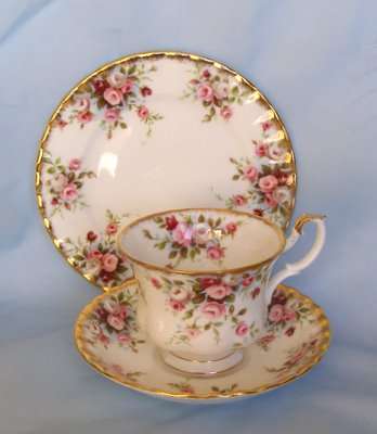 ROYAL ALBERT Cottage Garden Trio