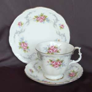 ROYAL ALBERT Tranquility Trio