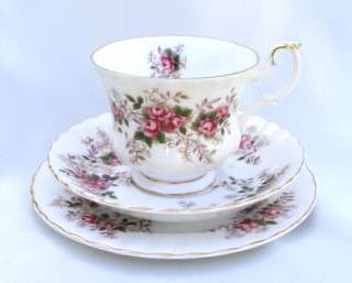 ROYAL ALBERT Lavender Rose Trio