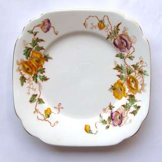 ROYAL ALBERT Teaplate with Painted Flowers