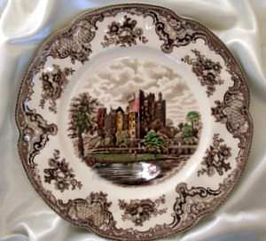 JOHNSON Old Britain Castles Dinner Plate