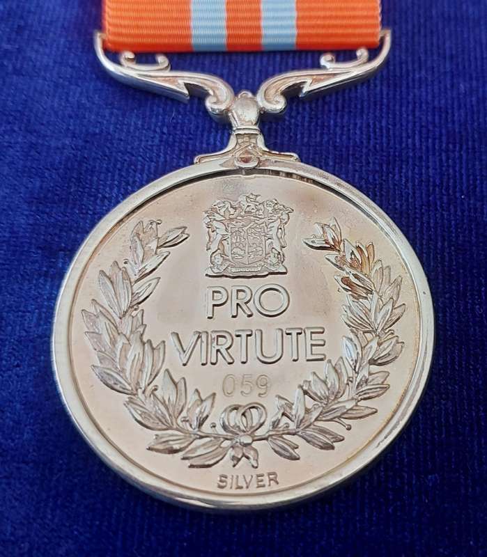 - Pro Virtute (Full Size) Medal, Nr 059 -