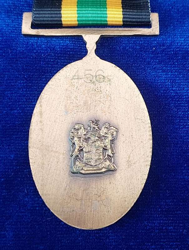 - Apla Bronze for 10 Years Service Medal (Full Size) (Nr 456)-