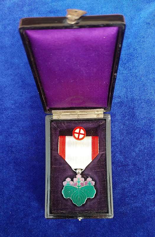 - Imperial Japanese Order of the Rising Sun 7th Class Medal with Rosette Boxed -