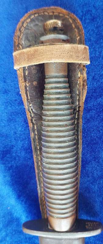 - Very Scarce 3rd Pattern Fairbairn Sykes by J Clarke & Sons -