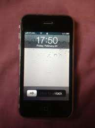 Apple Iphone 3GS 32gb, immaculate condition! WHITE Can run IOS 6! (same as iphone 4s/5!)