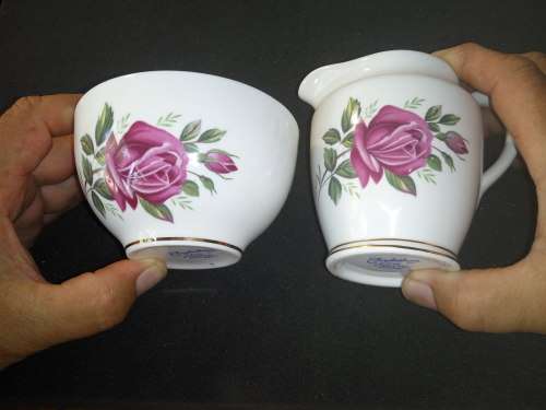 Taylor & Kent : Elizabethan : Milk jug and sugar bowl