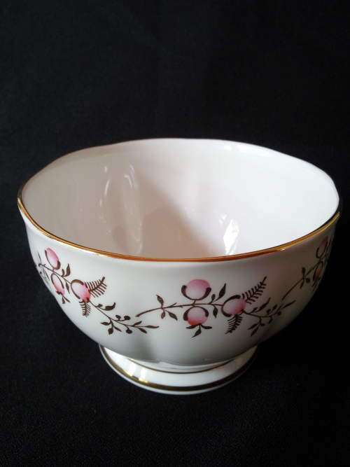 Queen Ann : 1950's : Milk jug and sugar bowl