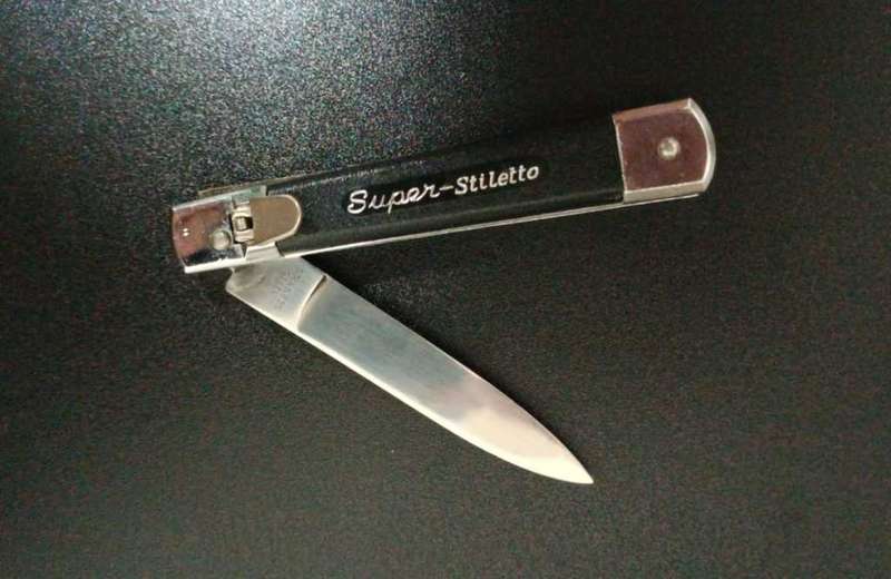 RARE Super Stiletto Lever Automatic Switchblade Knife