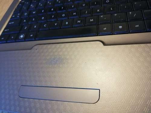 HP G72 17.3", Core i3, 8GB Ram, 1TB HD, DVD, Windows 10 Pro