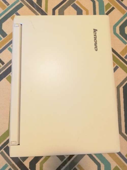 Lenovo Flex 2, core i3-4030U, 4 gb Ram, 1 TB HD, KB backlight, 14" touch screen