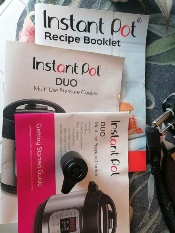 Instant Pot Duo 80 7-in-1 smart Cooker 8L