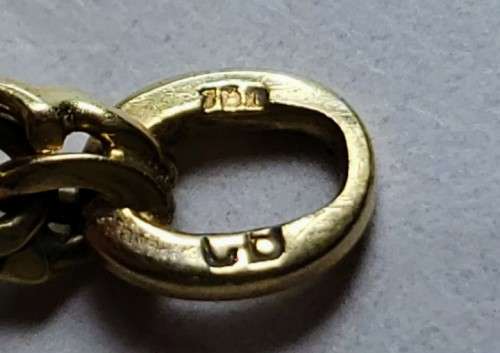 18ct Solid Gold Chain
