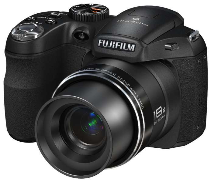 Fujifilm FinePix S2950 14 MP - 18x Wide Angle Optical Zoom Lens and 3-Inch LCD