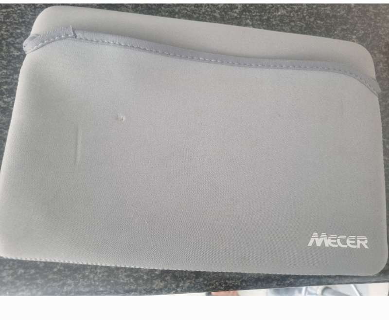 Mecer Guru Touchscreen 2 in 1 360° LTE Laptop
