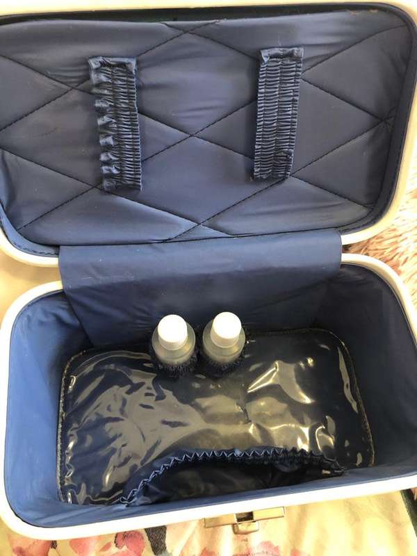 Vanity Case - Nostalgic Yesteryear - Mint Condition