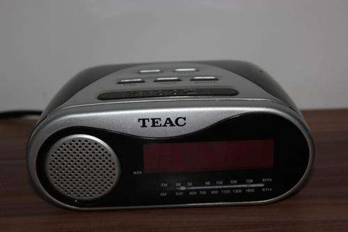 Teac Digital Alarm clock/radio