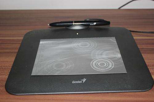 Genius G-Pen 450 Pen Tablet (USB powered) with Pen