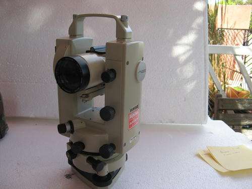 PENTAX SURVEYING INSTRUMENT T H 60 E