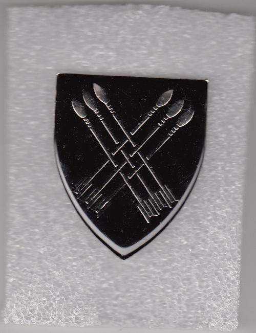 32 BATTALION SHOULDER FLASH 3 PINS