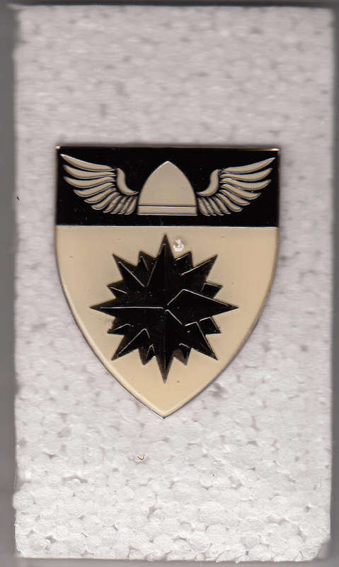4 RECCE REGT SHOULDER FLASH 3 PINS