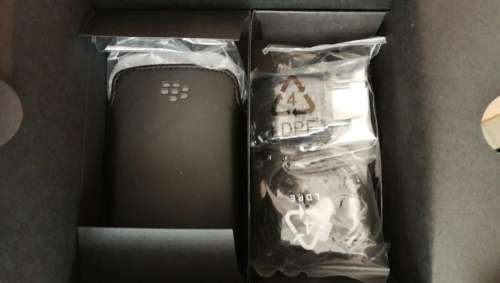 Blackberry Bold 9900 As New 10/10 Incl Box & Accessories